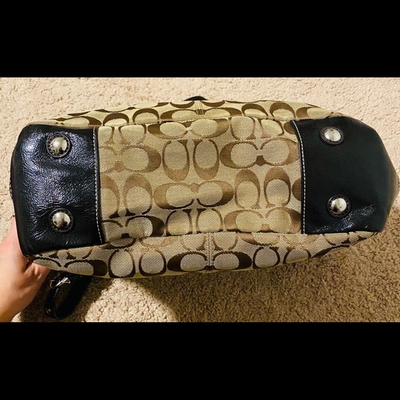 Coach Purse/Handbag Signature Collection - Picture 7 of 8